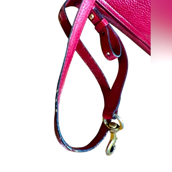 Gucci Calfskin Small GG Marmont Top Handle Bag in Vulcanic Red - Picture 16 of 16